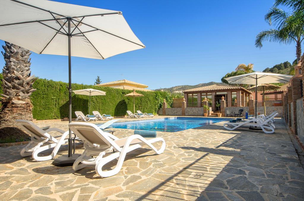 Villa Conmigo Bed & Breakfast Alhaurin de la Torre Exterior photo